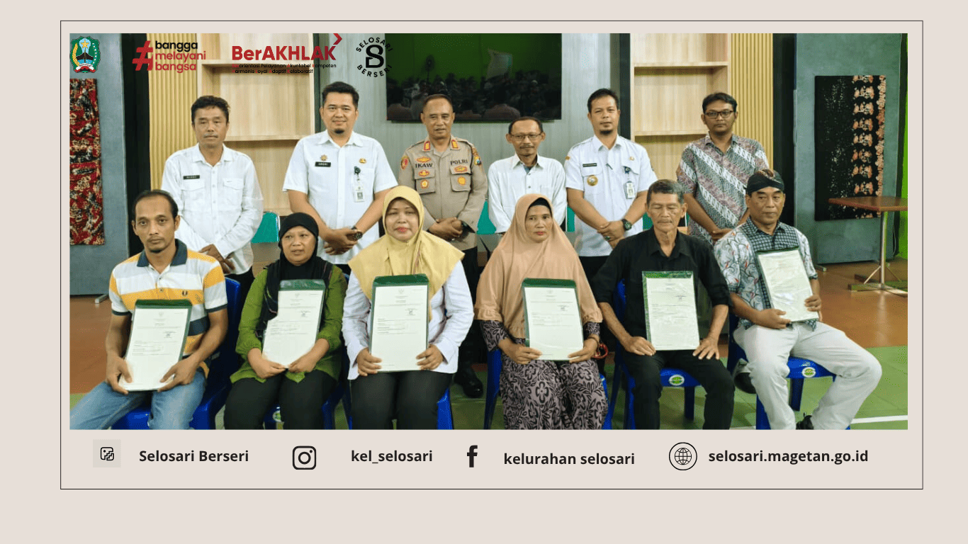PENYERAHAN SERTIFIKAT PROGRAM PTSL KELURAHAN SELOSARI DI GOR MONGINSIDI BERJALAN LANCAR
